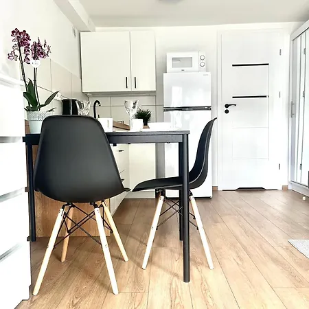 Goplanska Free Parking Self Check-in 24h Poznań