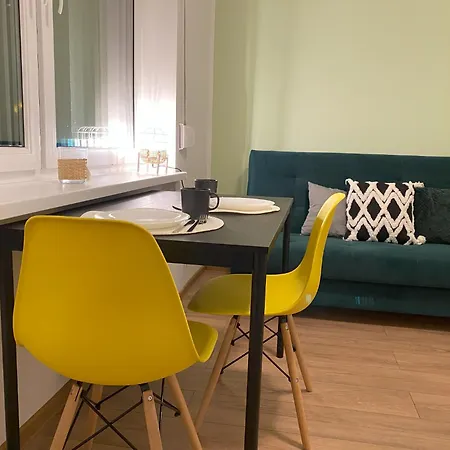 Goplanska Free Parking Self Check-in 24h Poznań