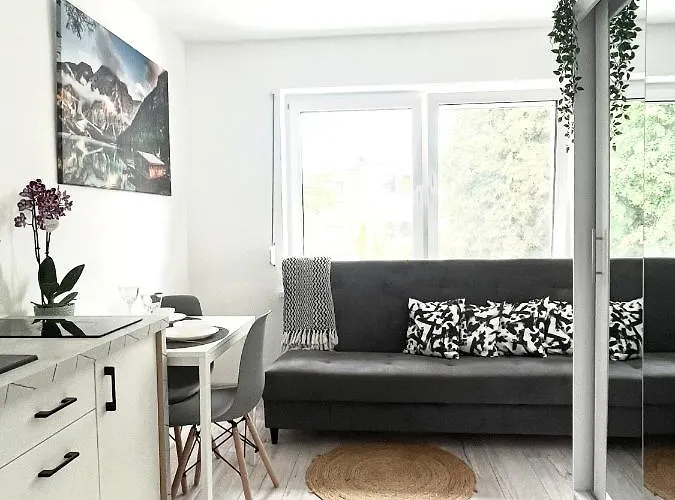 Goplanska Free Parking Self Check-in 24h *