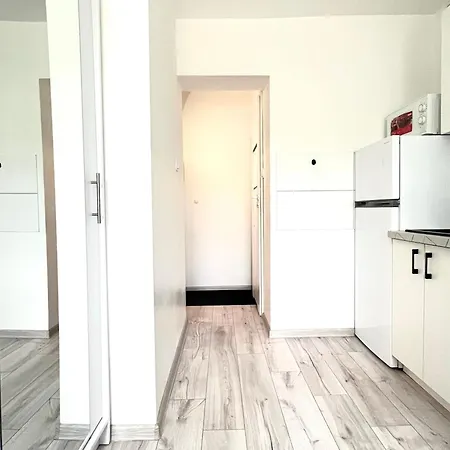 Goplanska Free Parking Self Check-in 24h *