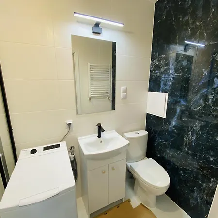 Goplanska Free Parking Self Check-in 24h * Познань