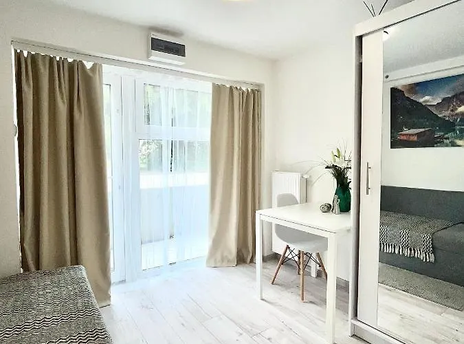 Goplanska Free Parking Self Check-in 24h Poznan