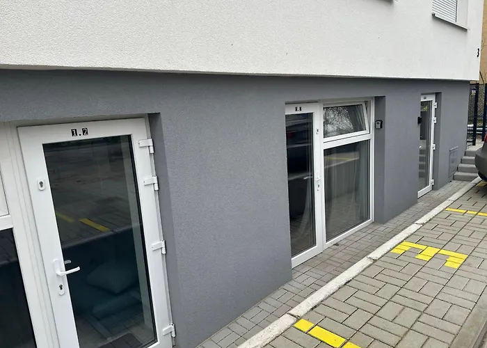 Goplanska Free Parking Self Check-in 24h Poznan